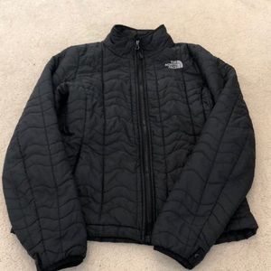 Women’s Black Northface Puffer Jacket size Small